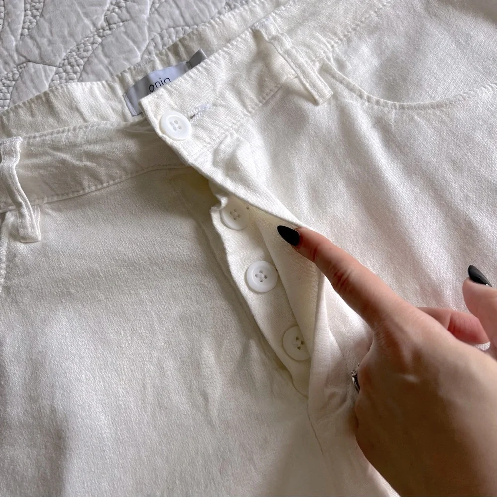 Onia White Flat Front Men’s Shorts